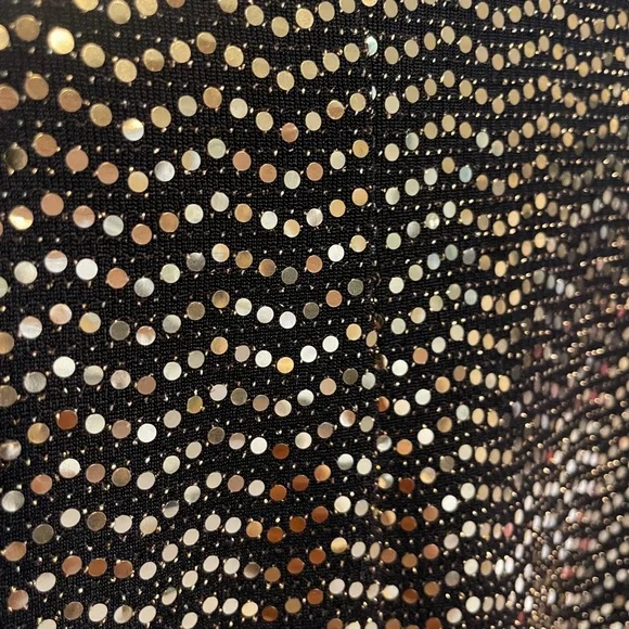 Shimmery Gold & Black Party Dress - Picture 4 of 4